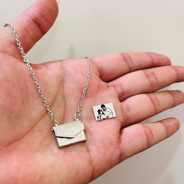 Personalized Envelope Necklace with Message Engraving